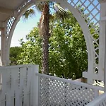 La Belle Creole