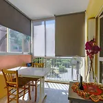 Family Apt Near The Beach - Grau Du Roi