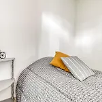 Picturesque Holiday Home Near Seabeach