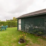 Picturesque Holiday Home Near Seabeach