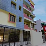 Oyo 9209 Hotel Garden Villa