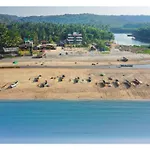 Blue Lagoon Khavane, Tarkarli- Malvan