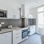 Appart Entier Avec 1 Chambre, 4 Personnes Max+ Internet