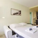 Modern 3 Stars Flat 5 Min From Biarritzs Beach Welkeys