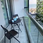 Apartament Cu Vedere La Mare