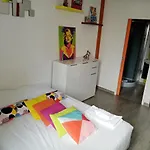 Grand Studio Au Bord De L'Eau