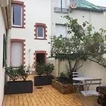 Studio Calme, Lumineux, Wifi, 1.5 Km Du Front De Mer