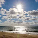 Cute Chalet Very Central & Close To The Beach