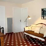 Lovely House With Idyllic Garden In Very Central Cap Ferret Location