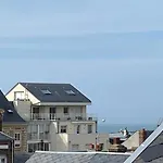 Belle Maison De Pecheur Moderne