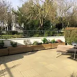 Le Petit Caillebotis