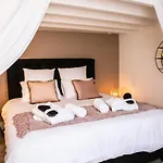Suite Romantique Avec Jacuzzi - Hypercentre, Place Jean Jaures
