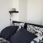 Appartement Cosy Balcon Vue Degagee Au Coeur De Marseille - Joliette
