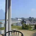 Studio Piscine Et Vue Mer