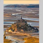 T2 Rue Du Port De Cancale En Baie Du Mont Saint Michel