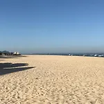 Appartement Les Pieds Dans L Eau Acces Direct Plage Pereire, Parking Gratuit ,Wifi