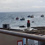 Au Bout De La Jetee