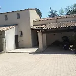 Jolie Villa Avec Piscine