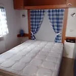 Mobil Home Camping 2* Avec Piscine Et Toboggan Aquatique