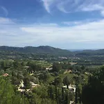 Une Pause En Provence