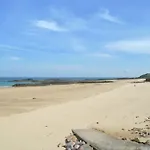 Comfortable Holiday Home 700 M From The Beach