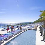 Martigues, Camping De L'Arquet ****