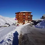 Les Menuires - Appart 2 Pieces 4 Pers - Balcon Plein Sud - Ski Aux Pieds