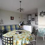 Appartement Royan, 2 Pieces, 6 Personnes - Fr-1-494-24
