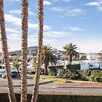 Village Naturiste - Le Caresse Port Nature Luxe