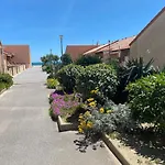 Leucate, Maison Dans Village Naturiste Eden A 50 M De La Plage, 4 Personnes