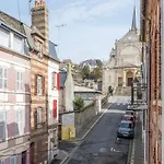 Studio Centre Ville Refait A Neuf
