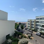 A 100M De La Plage