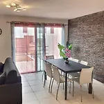 Confortable Villa Climatisee Avec Terrasse Pour 8 Personnes