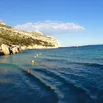 La Chambre Des Calanques