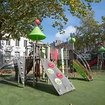 Danton Renaissance - F2 Renove - Tout Equipe
