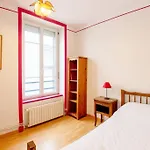 Vazi, Appartement Lumineux & Spacieux Centre-Ville