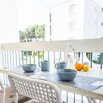 Cel'Studio-Parking Prive-Clim Reversible -Balcon-Lave-Linge-Lit - Point Zero