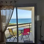 Appartement Confortable Avec Vue Sur La Mer A Quiberon 25 M²