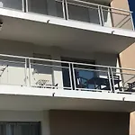 Agreable T2 En Centre Ville Parking Balcon Et Plages