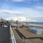 Le Lundi Au Soleil