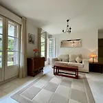 Outstanding Honfleur Apartment