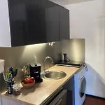 Appartement De Refait A Neuf Proche De Toutes Commodites