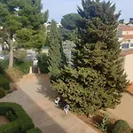 Appartement Avec Piscine Et Mer A 8 Minutes Sans Linge Et Sans Draps