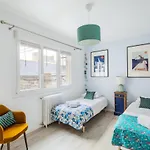 Les Abimes, Beau Logement Avec 2 Chambres Avec Parking