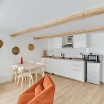Beautiful T2 City Center - Cours Julien Reformes - Air Rental