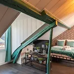 Maree Haute - Nice Refresh Studio In A Full Center - Netflix - Wifi -