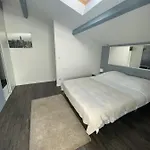 T2 Duplex Centre Ville De Sete