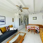Beautiful House With Garden And Parking