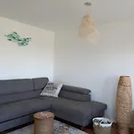 Superb Apartment Near The Sea