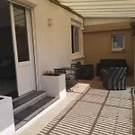 Appartement 2 Pieces Avec Terrasse Proche Mer Et Commerces
